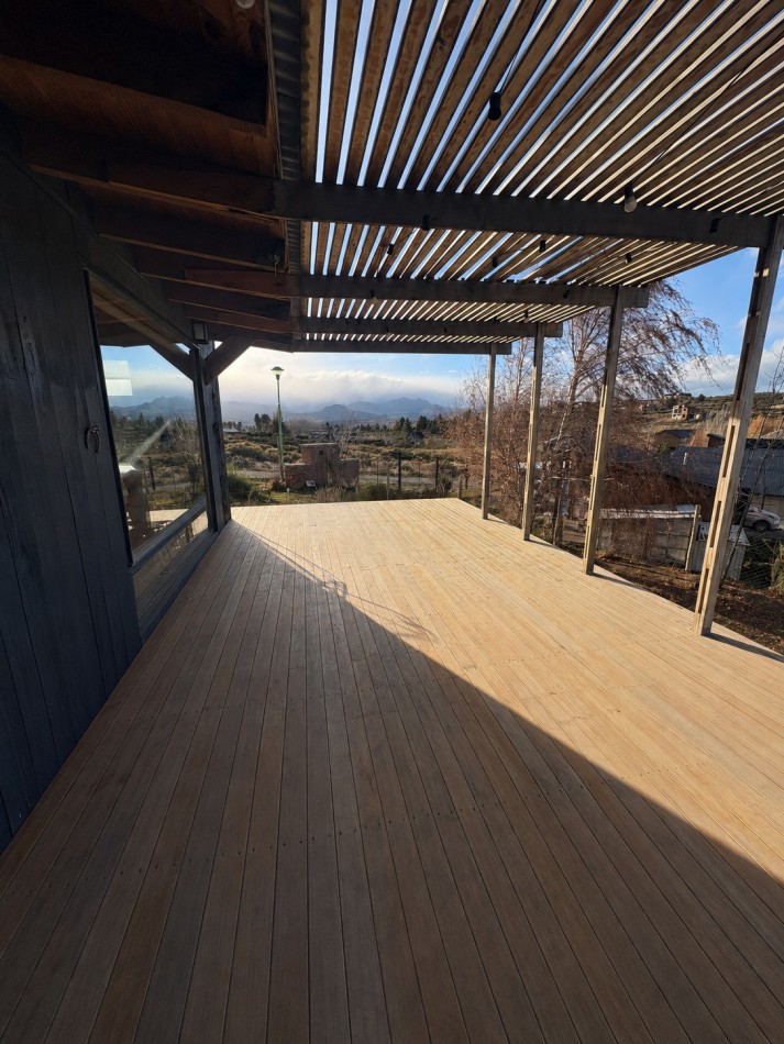 Hermosa Casa en Venta en Lomas de Dina Huapi! - Apta Credito
