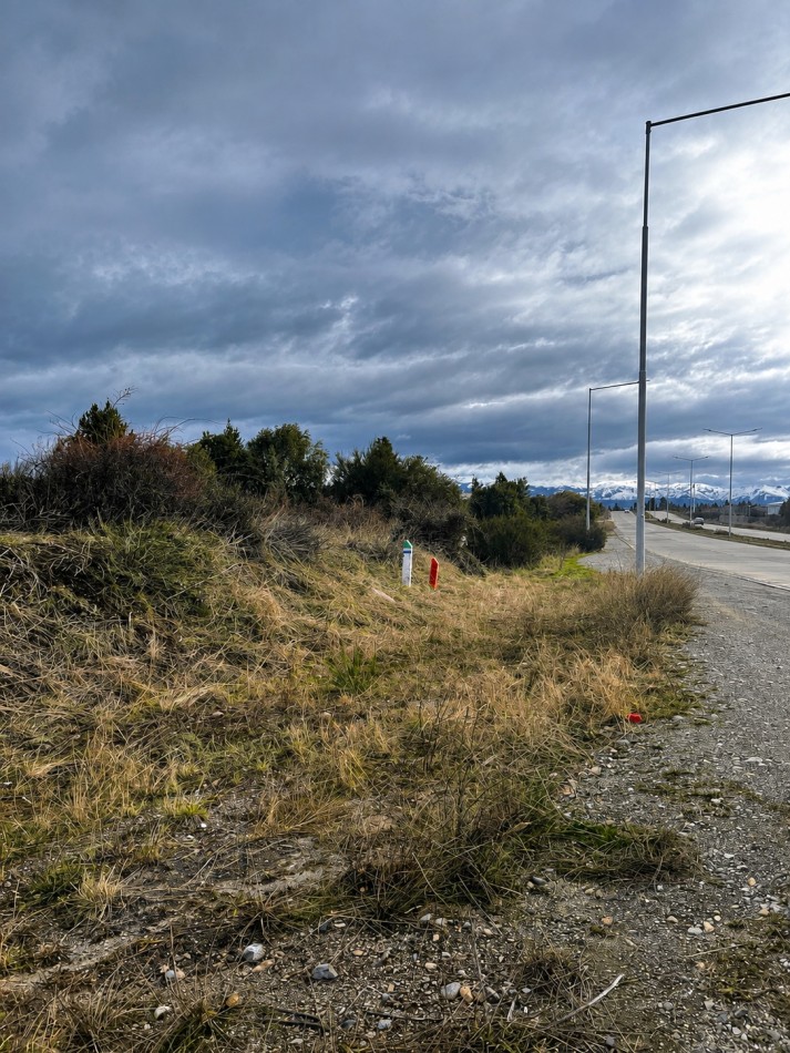 Lote amplio en alquiler con ubicacion estrategica en esquina de Avenida Esandi y ruta Circunvalacion Bariloche