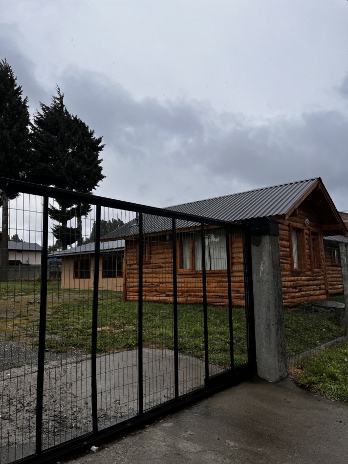 Lote amplio con departamento y oficinas para desarrollo