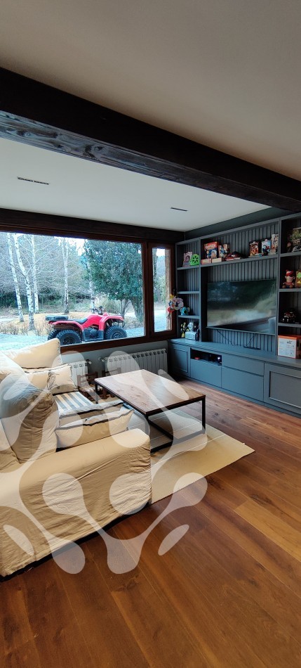 Casa de lujo, con diseño que combina calidez y elegancia