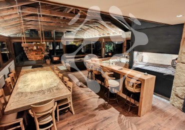 Casa de lujo, con diseño que combina calidez y elegancia